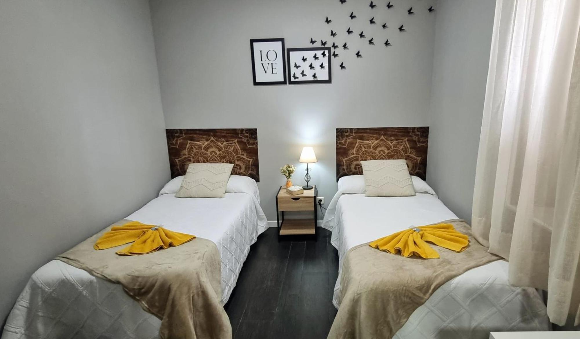 Casa De Huespedes Con Encanto El Sueno Del Quijote 알칼라데에나레스 외부 사진